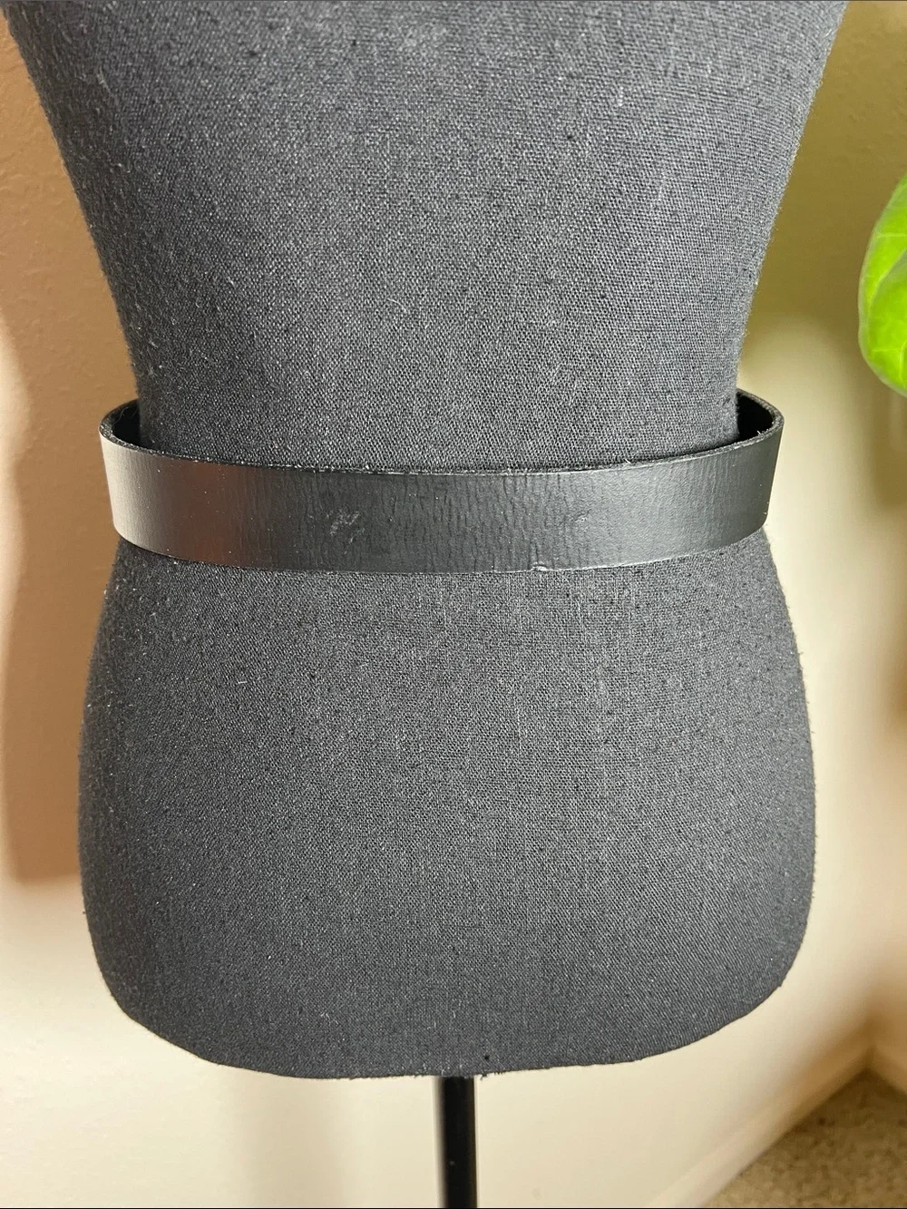 Medieval Viking Black Leather Belt with Silver Tone O-Ring